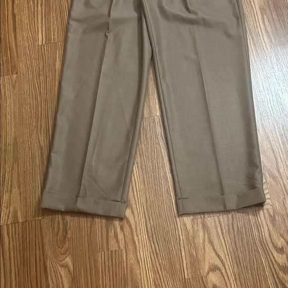 Perry Ellis Classic Men's Brown Dress Pants. - Picture 6 of 9